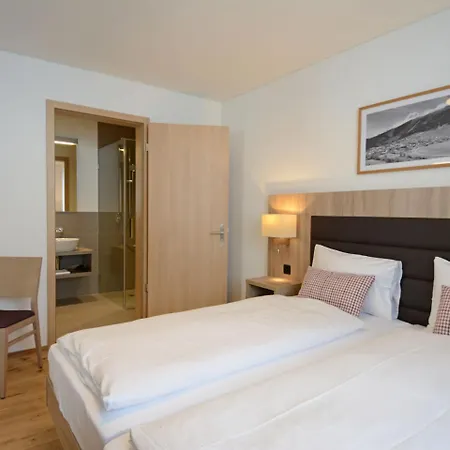Apartment Pradas Brigels.10